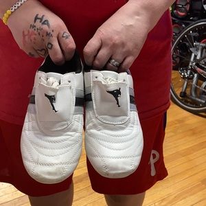 Woman’s Mti karate shoes